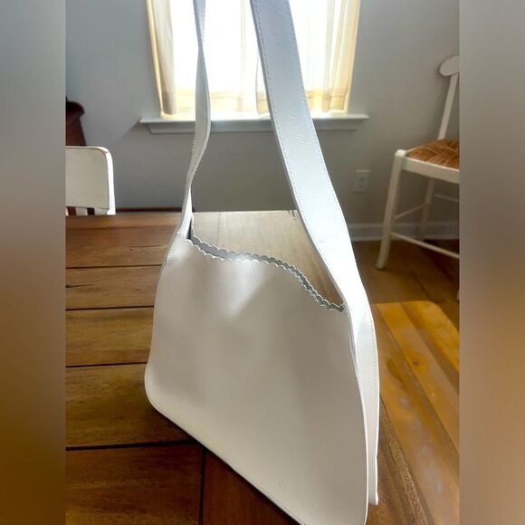 FURLA vintage White Shoulder Storage Bag; pre-loved condition - Picture 5 of 11